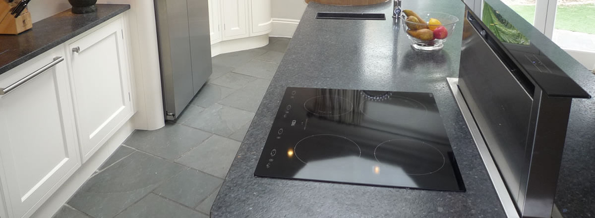 expert hob and extractor cleaning in Midlothian